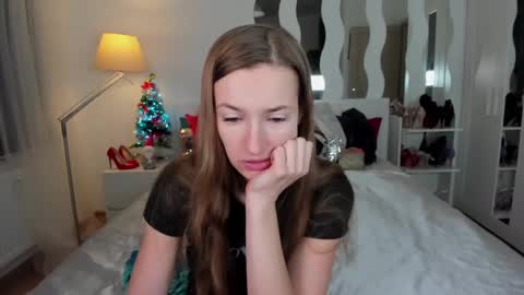 kate_redgar online show from 12, 1, 2025