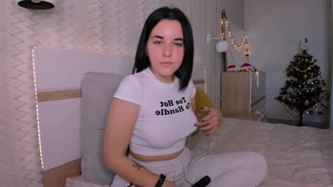 KATE online show from 4, 1, 2025