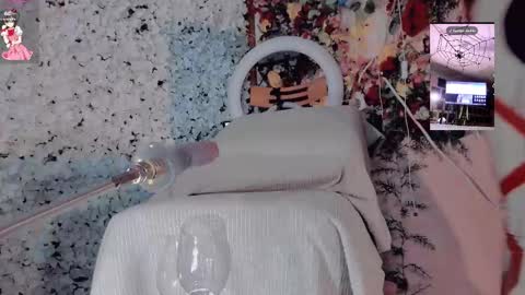 kate the pink girl online show from 3, 11, 2025