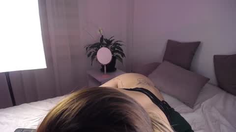 Help me with rate thanks  online show from 25, 1, 2025