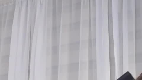 Help me with rate thanks  online show from 20, 9, 2025