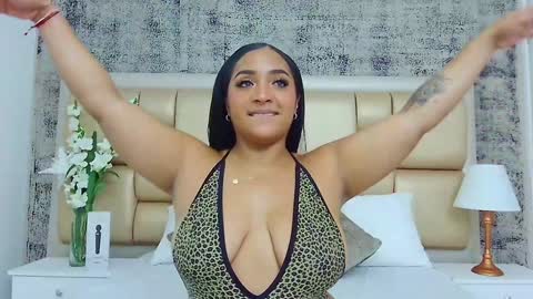 Snapshot of katevenegas chatting on 1, 2, 2025 Kate Venegas online show from 1, 2, 2025
