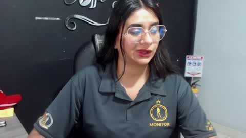 Snapshot of kathe0v chatting on 27, 5, 2026 Call me Lau online show from 27, 5, 2026