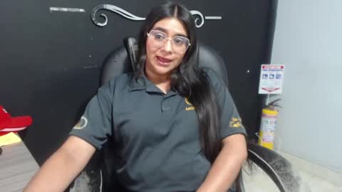 Snapshot of kathe0v chatting on 3, 6, 2026 Call me Lau online show from 3, 6, 2026