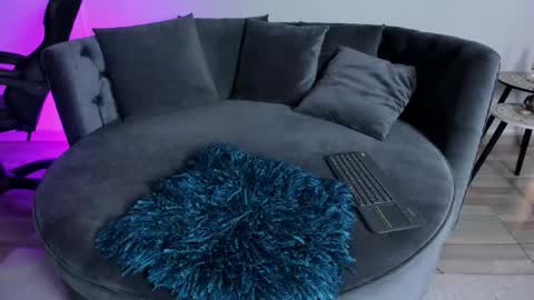 KATHE ANDERSON online show from 17, 1, 2026