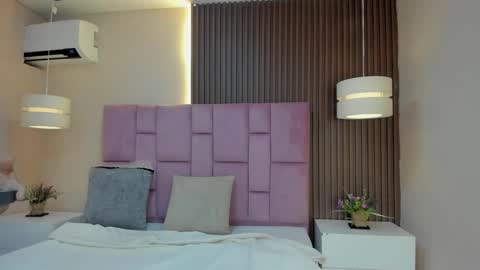 Snapshot of kathe_asian chatting on 3, 12, 2025 online show from 3, 12, 2025