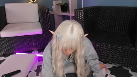 KatheGomez  online show from 13, 1, 2025