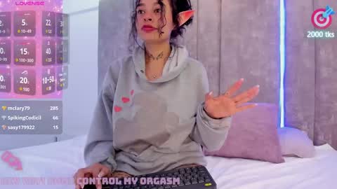 KatheGomez  online show from 8, 3, 2025