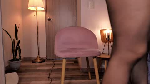 Snapshot of katheriine_saenz22 chatting on 3, 6, 2026 Kathee Saenz online show from 3, 6, 2026