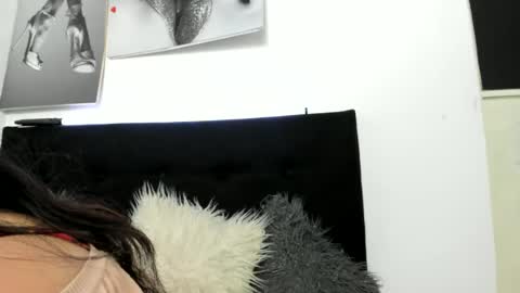 Snapshot of katherine_blair chatting on 29, 6, 2026 katherine_blair online show from 29, 6, 2026