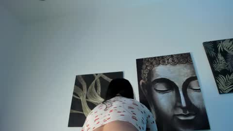 Snapshot of kathia_morelli chatting on 5, 5, 2026 Kathia online show from 5, 5, 2026