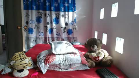  K A T H I E  online show from 8, 3, 2025