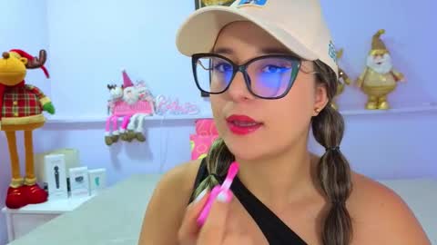 Khaterine online show from 25, 11, 2025