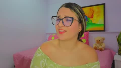 Snapshot of katia_foxx chatting on 5, 5, 2026 Khaterine online show from 5, 5, 2026