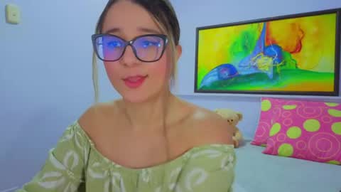Snapshot of katia_foxx chatting on 12, 6, 2026 Khaterine online show from 12, 6, 2026