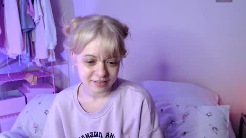 Katie Deville online show from 13, 2, 2026