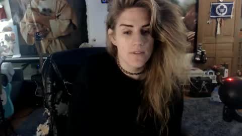 Katie online show from 21, 11, 2025