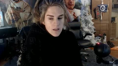 Snapshot of katiecutie_5 chatting on 20, 12, 2025 Katie online show from 20, 12, 2025