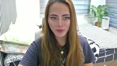 Snapshot of katiefrox_ chatting on 10, 2, 2025 katiefrox online show from 10, 2, 2025