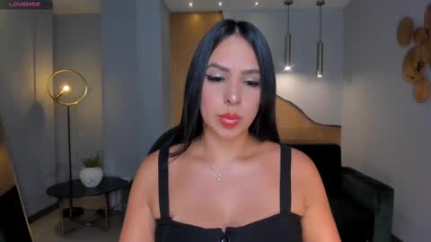 Kate Stonne online show from 28, 2, 2025