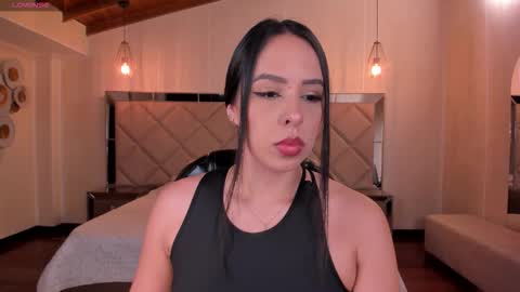 Kate Stonne online show from 25, 11, 2025