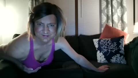 Snapshot of katieutopia chatting on 15, 1, 2026 katieutopia online show from 15, 1, 2026