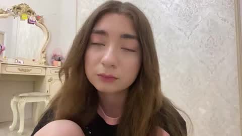 Snapshot of katinaflatau chatting on 22, 7, 2026 Rosie online show from 22, 7, 2026