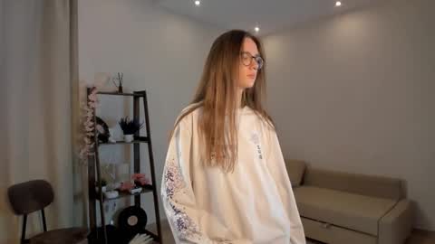 Scarlett online show from 14, 10, 2025