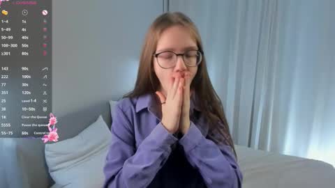 Scarlett online show from 4, 12, 2025