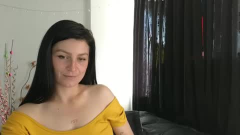 Snapshot of katlopez19 chatting on 18, 2, 2025 katalina online show from 18, 2, 2025