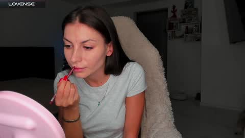 Snapshot of katrin_fit chatting on 4, 1, 2025 Katrin online show from 4, 1, 2025