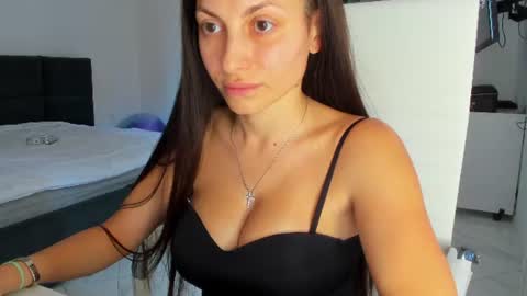 Snapshot of katrin_fit chatting on 8, 8, 2026 Katrin online show from 8, 8, 2026