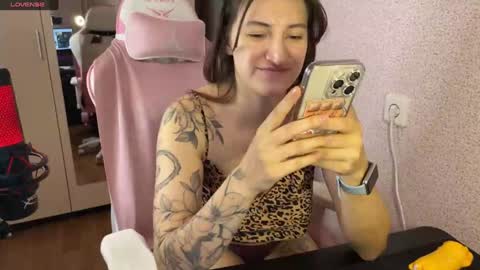   naked in pvt show 100 tk online show from 20, 1, 2025