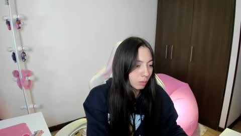 Snapshot of katrinrosex chatting on 3, 12, 2024 Katrin online show from 3, 12, 2024