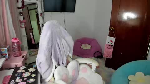 Snapshot of katrinrosex chatting on 11, 3, 2025 Katrin online show from 11, 3, 2025