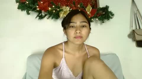 Snapshot of katrushca24 chatting on 10, 12, 2024 kat online show from 10, 12, 2024