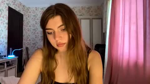 Snapshot of kattiemichelson chatting on 29, 6, 2026 Molly online show from 29, 6, 2026