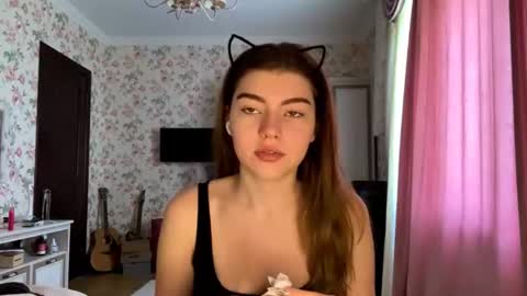 Snapshot of kattiemichelson chatting on 13, 7, 2026 Molly online show from 13, 7, 2026