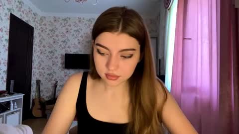 Snapshot of kattiemichelson chatting on 16, 7, 2026 Molly online show from 16, 7, 2026