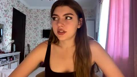 Snapshot of kattiemichelson chatting on 27, 7, 2026 Molly online show from 27, 7, 2026