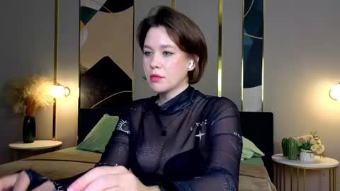 Snapshot of katttymoon_ chatting on 26, 9, 2025 Goddess Katy VACATION online show from 26, 9, 2025