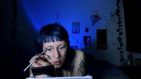 kattx   independent model online show from 12, 11, 2025