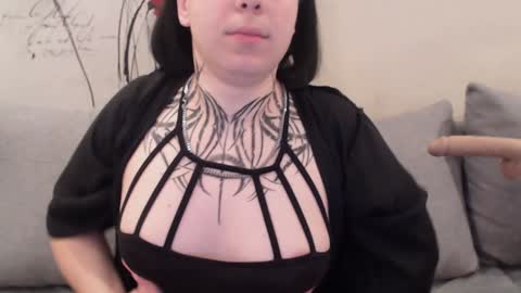 Snapshot of kattyroys chatting on 8, 2, 2025 Katty online show from 8, 2, 2025