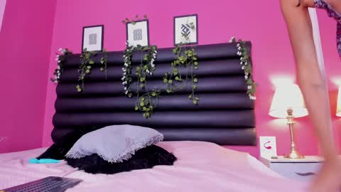 katy_contreras online show from 21, 1, 2025