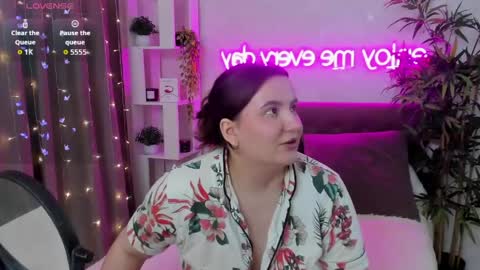Snapshot of katyaneilson chatting on 23, 4, 2026 Kate online show from 23, 4, 2026