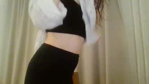 Snapshot of kawaii_snowflake chatting on 11, 10, 2025 kawaii snowflake online show from 11, 10, 2025