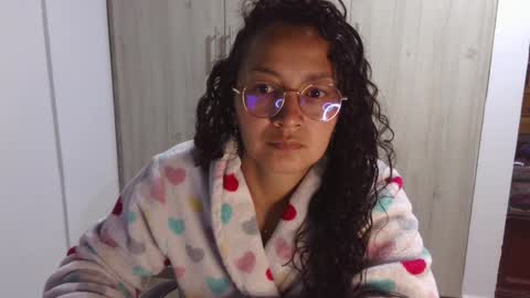  Khawit  online show from 20, 1, 2025