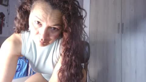  Khawit  online show from 30, 9, 2025