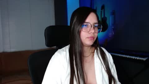 Snapshot of kay_avrill chatting on 26, 1, 2025 Kay online show from 26, 1, 2025