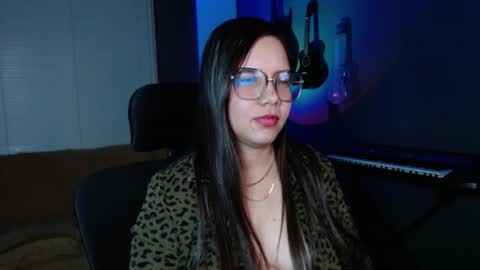 Snapshot of kay_avrill chatting on 28, 2, 2025 Kay online show from 28, 2, 2025